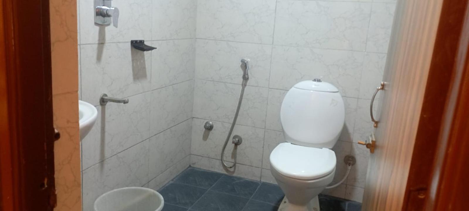 Hotel Raj Meridian, Tambaram Chennai Bagian luar foto